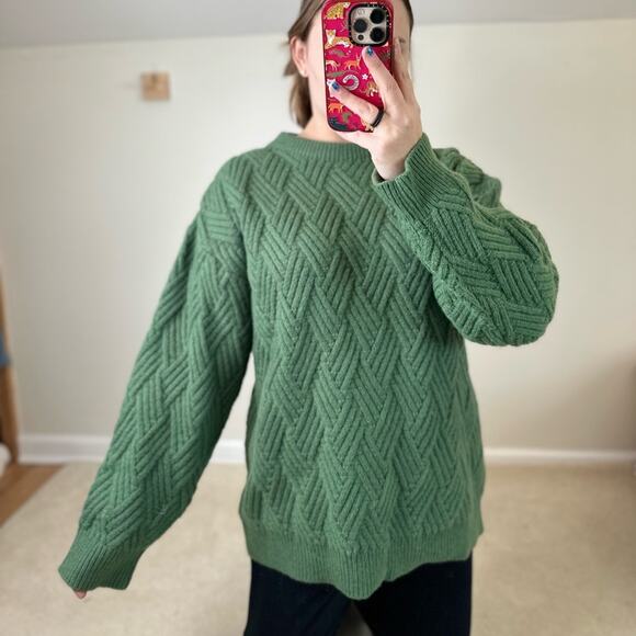 Aelfric Eden Green Crew Neck Sweater with Textured Knit - Picture 1 of 6